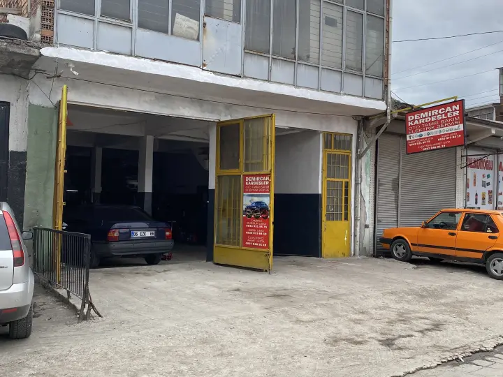 Demircan Kardeşler Oto Tamir & Bakım & Elektrik & Yol Yardım