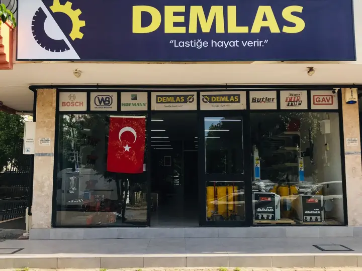 DEMLAS
