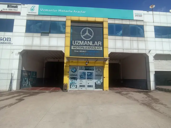 Deniz Otomotiv Mercedes Ağır Vasıta Özel Servisi