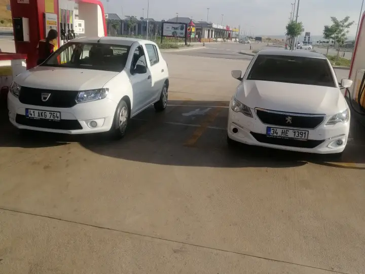 DERİNCE BARLAS RENT A CAR / OTO KİRALAMA