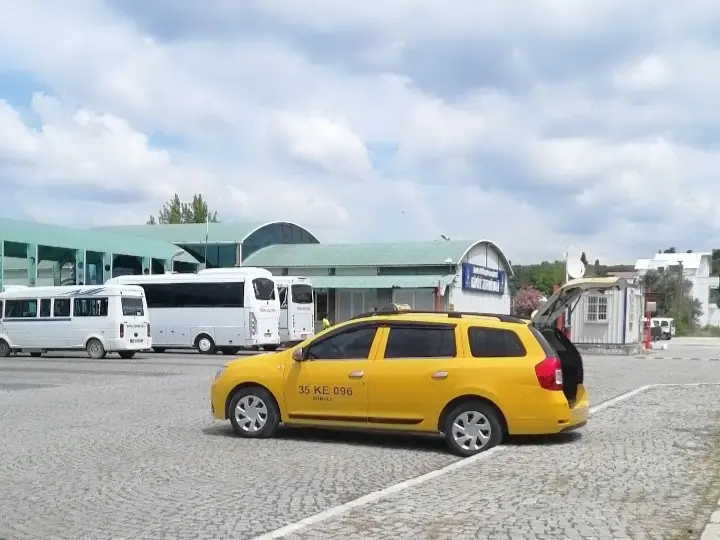 Dikili Taksi Mahmut Erdil
