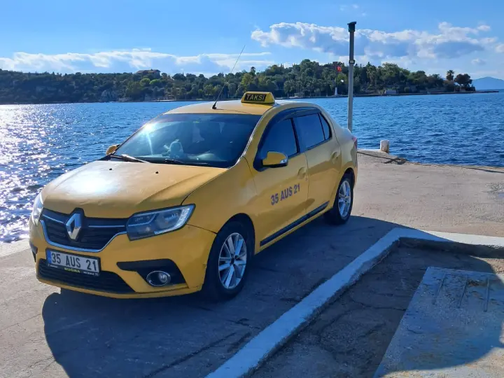 Dikili Taksi Mehmet Hamarat