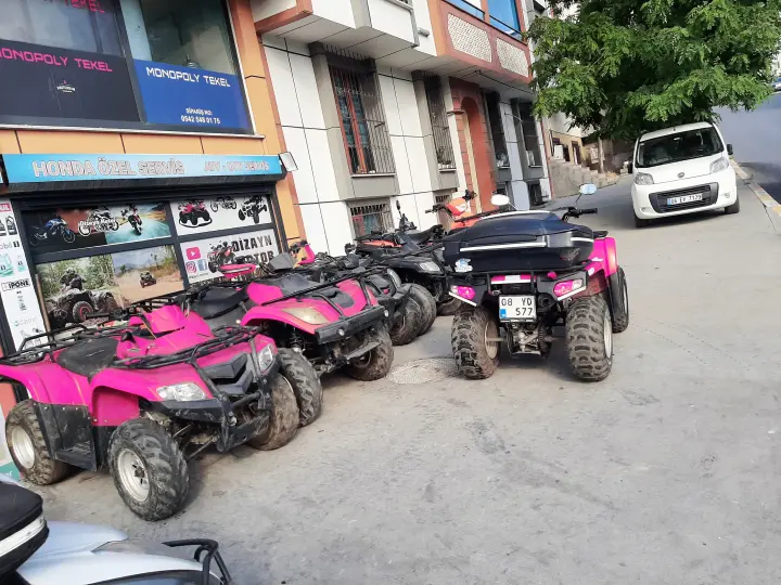 Dizayn Motors