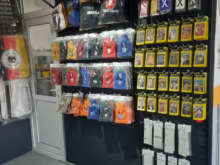 Dkn Otomotiv Hasar Onarım Hizmetleri ve Oto Aksesuar Market