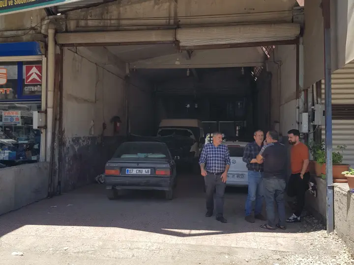 DOĞUŞ KAPORTA ALI VE OĞUZHAN KAYIŞ