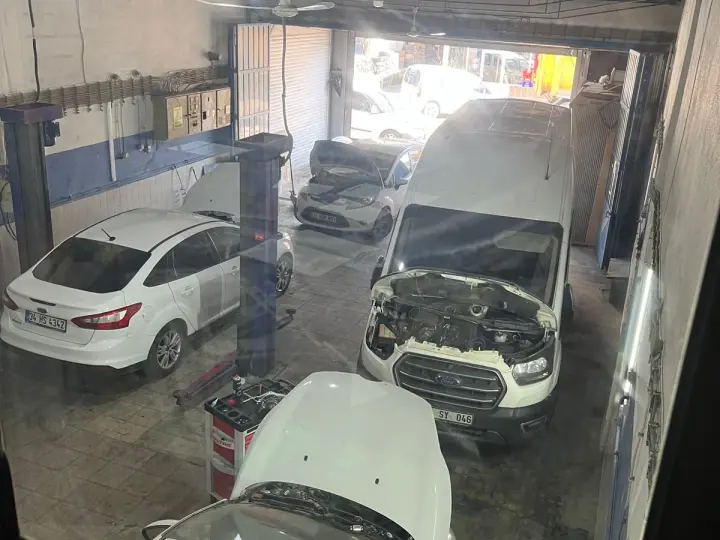 DUMLUPINAR FORD TRUCKS SERVİSİ