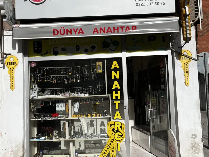 Dünya Anahtar & Aksesuar