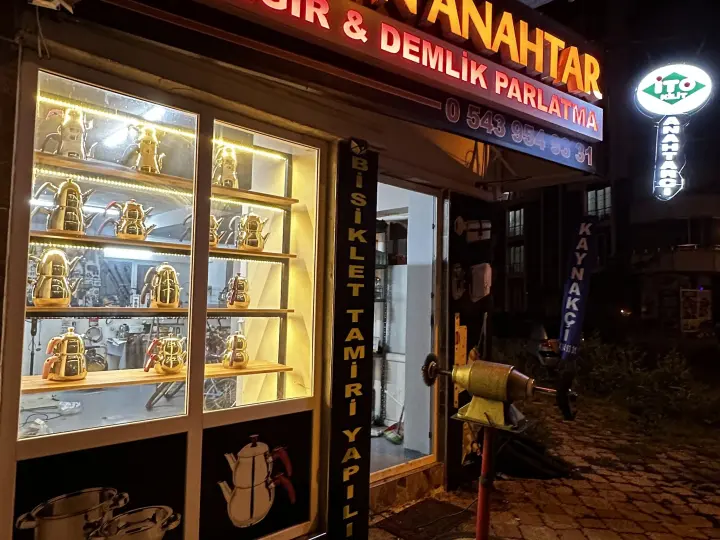 Düzgün parlatma anahtar çilingir