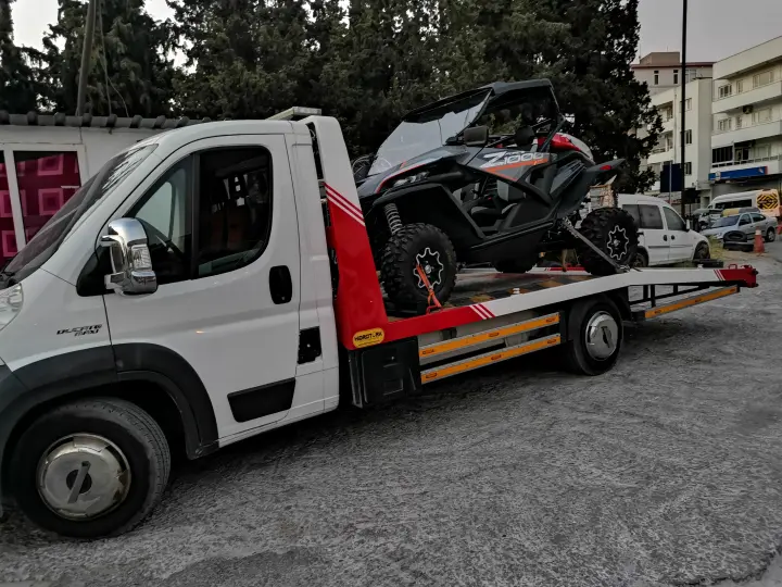 E Öztürk Yedi Emin Otoparkı