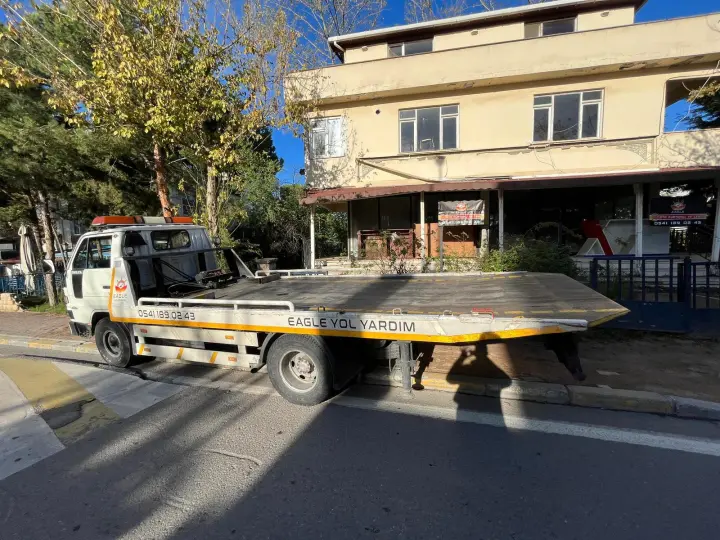 Eagle Oto Çekici ve Kurtarıcı