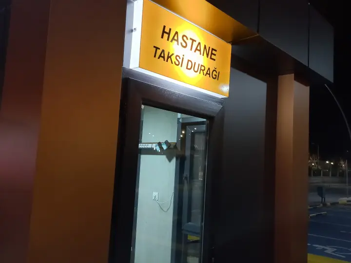 Eğitim Ve Araştırma Hastanesi Taksi Durağı