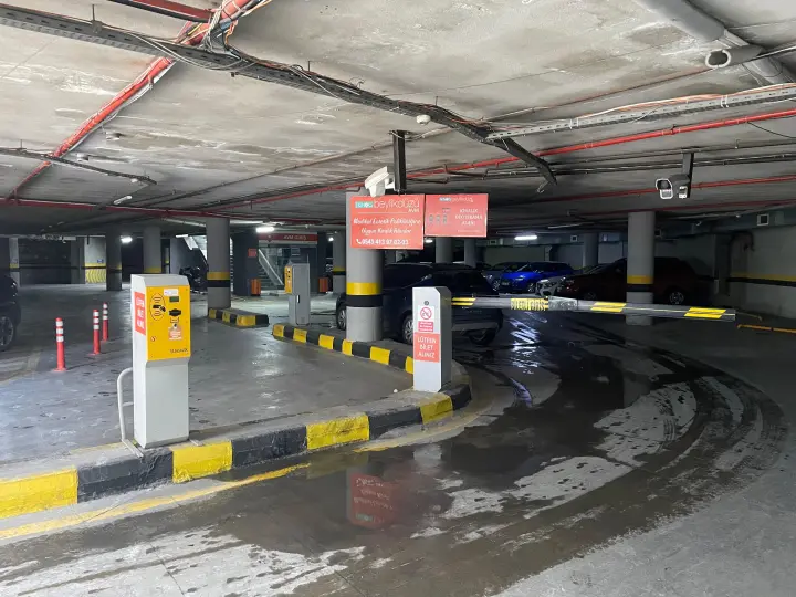 EKİNOKS avm Kapalı Otopark