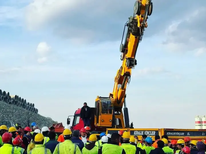 Elbistan vinç demiroğluvinç