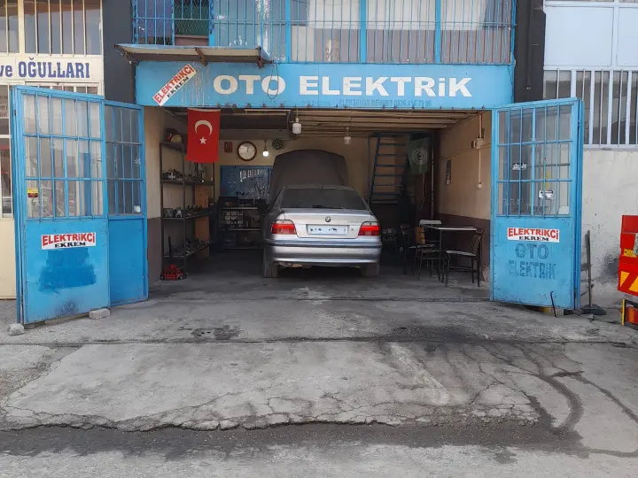 Elektrikci Ekrem