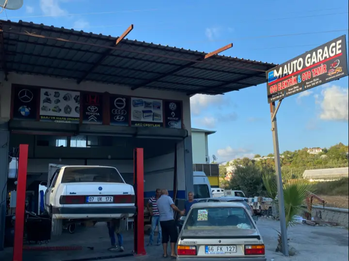 EM AUTO GARAGE