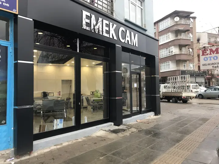 Emek Cam