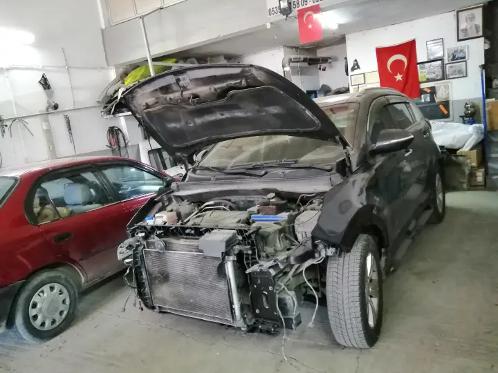 Emek Oto Kaporta sigortalı hasarlı araclar onarım yapılır