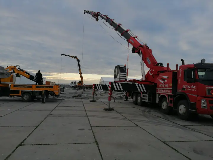 Eminönü kiralık vinç