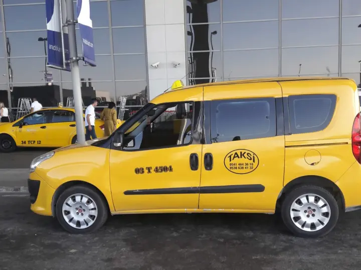 Emirdağ Taksi / Uğur Dedeci