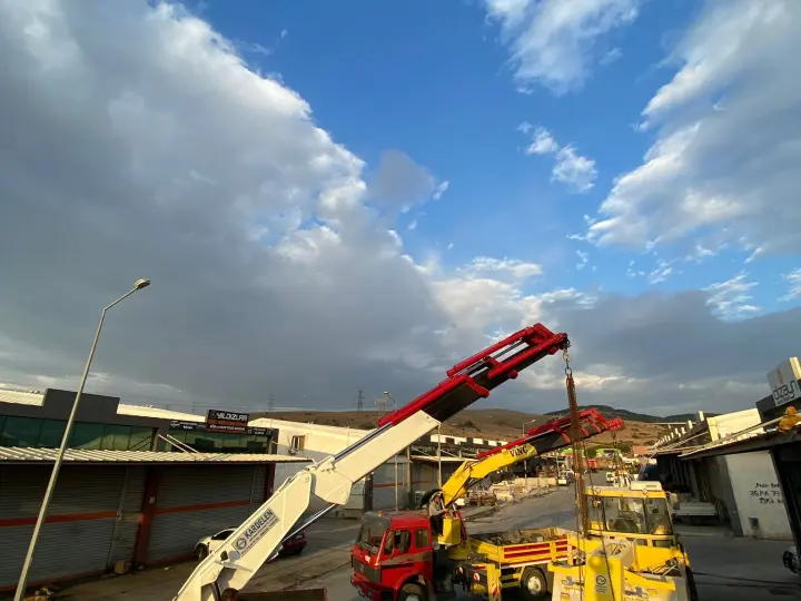 EMRE VİNÇ ALİAĞA