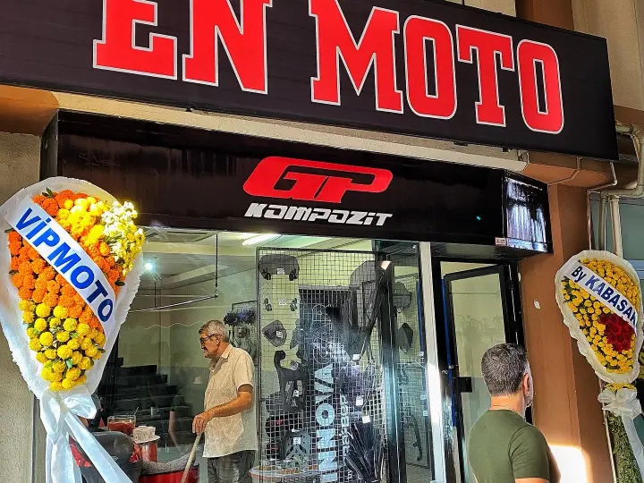 En Moto