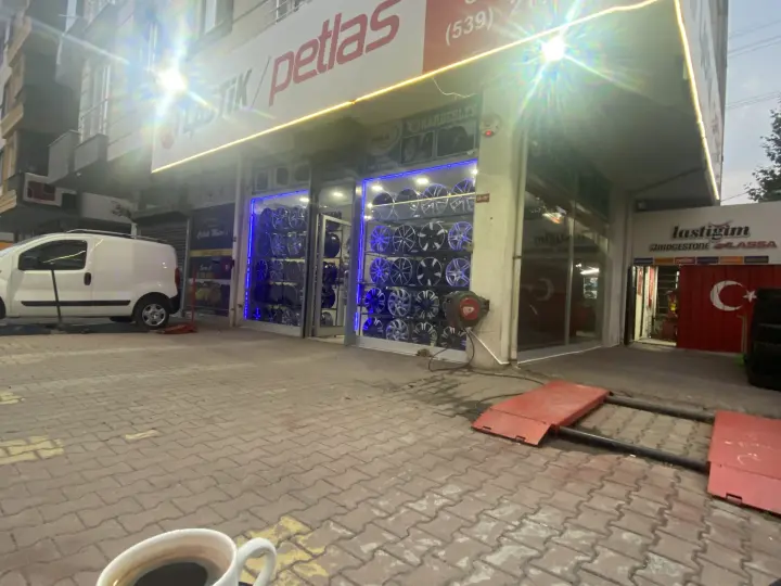 EN YAKIN LASTİKÇİ KUZEY MARMARA OTOYOLU LASTİKÇİ