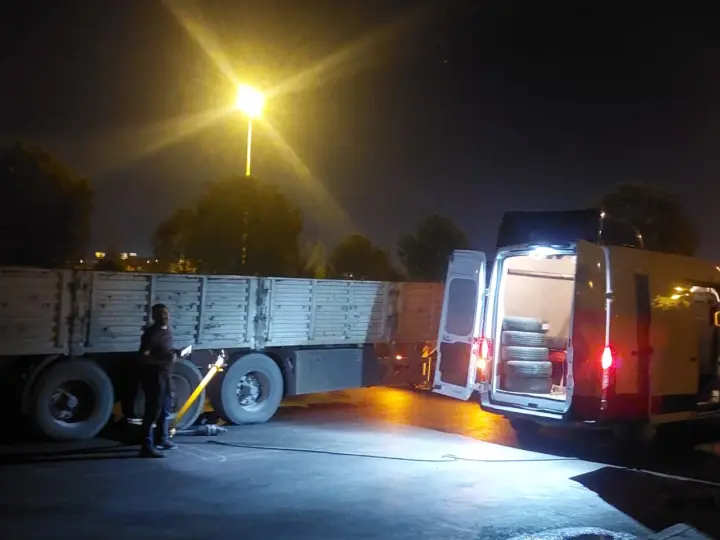 En yakın mobil lastikçi