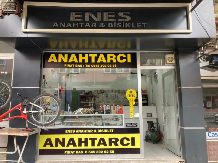 ENES ANAHTAR & BİSİKLET