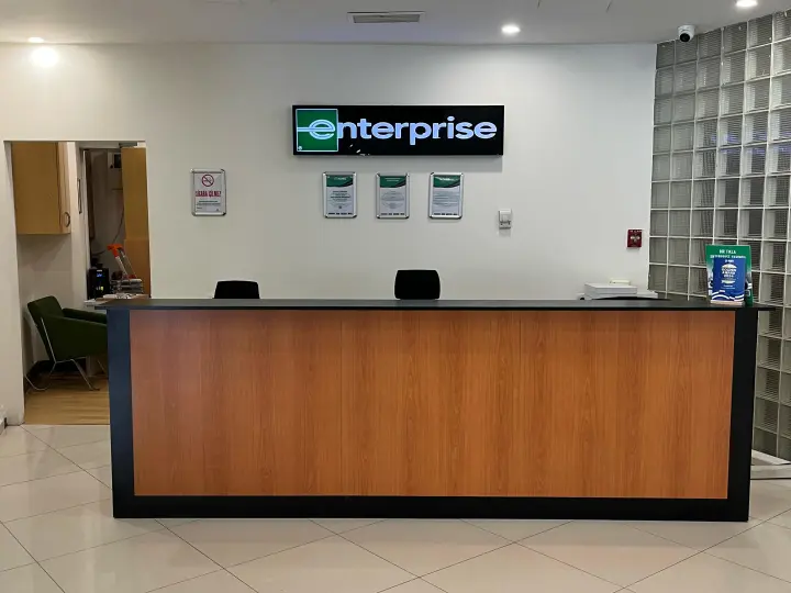 Enterprise Rent-A-Car - İstanbul Taksim Araç Kiralama