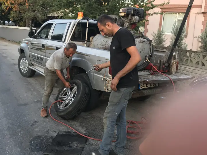 Ercan Gezici Oto Lastik Tamircisi