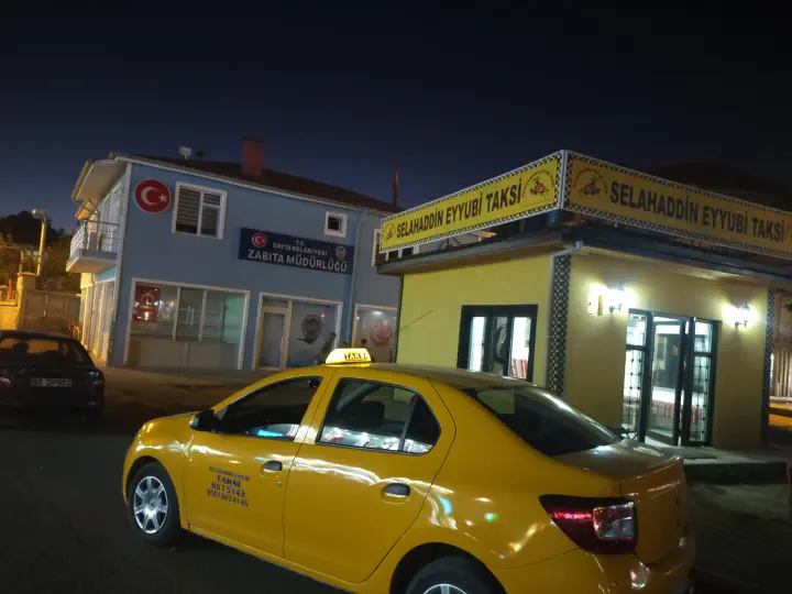 ERCİŞ SELAHADDİN EYYUBİ TAKSİ DURAĞI