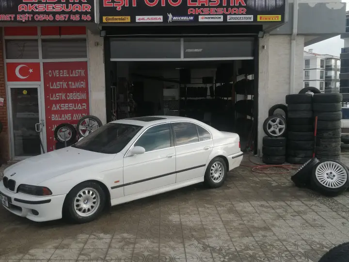 Eşit oto lastik ve aksesuar