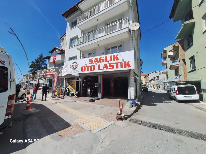 Eyüpoğlu Oto Lastikçi Yol Yardım