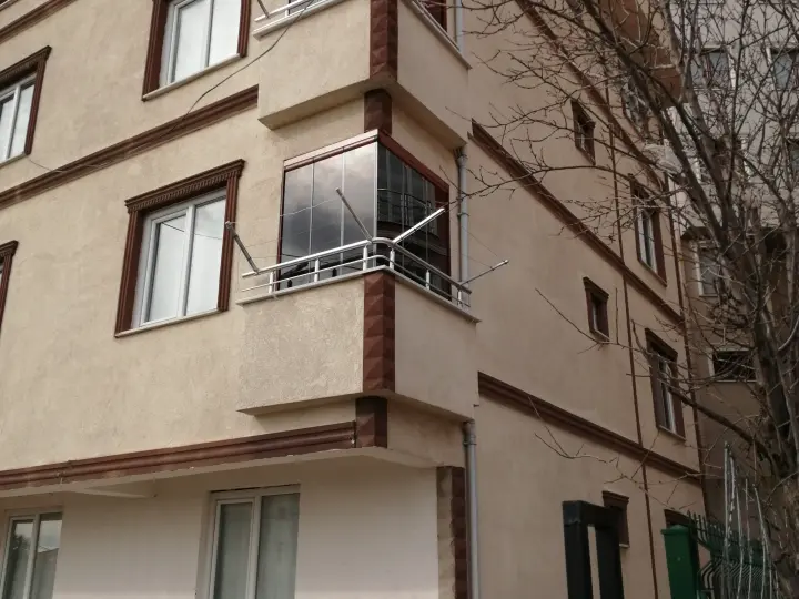 Ezel cambalkon