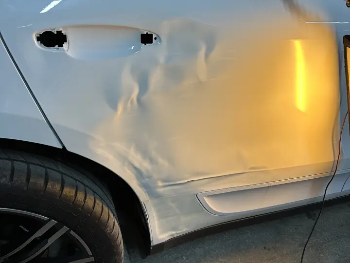 Ezgi Oto Boyasız Hasar Onarım