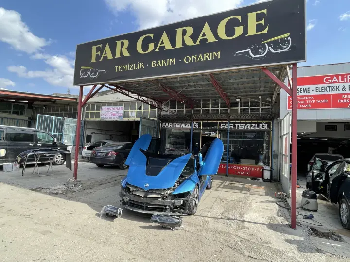 Far Garage