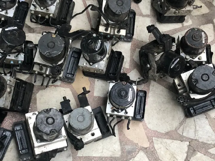 Fatih Oto Elektronik çıkma beyinci