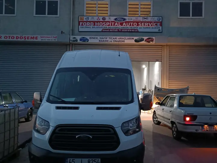 Ford-özen-iş