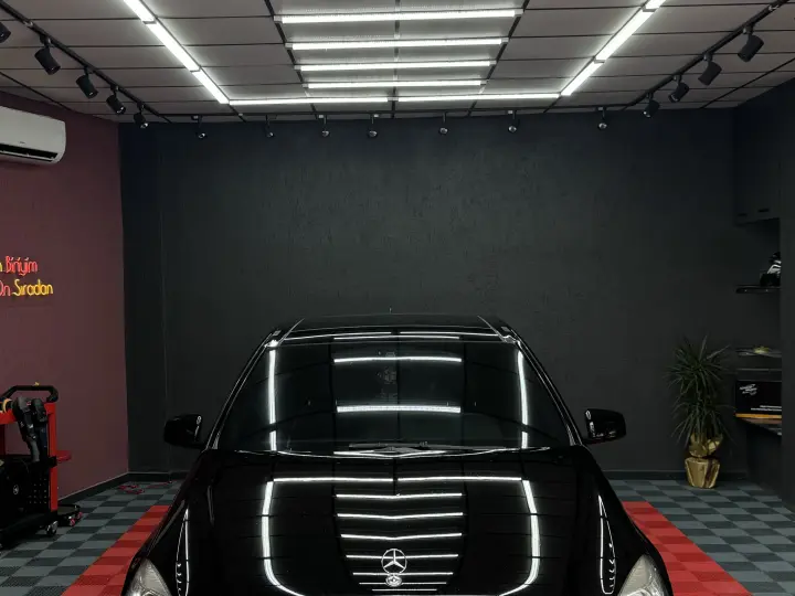 FOX GARAGE