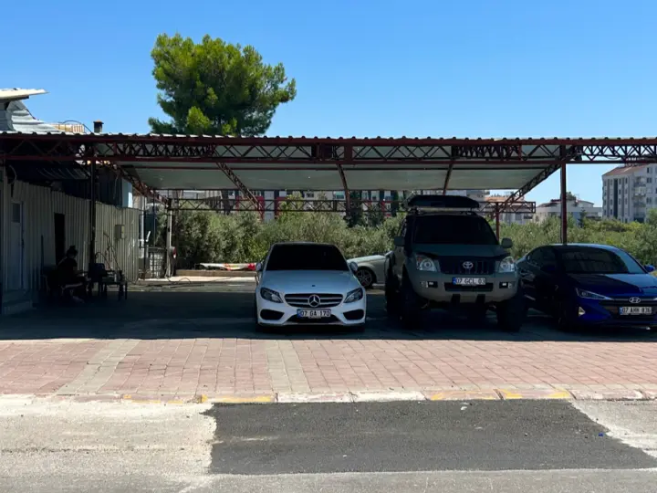 Galeri Güçlü