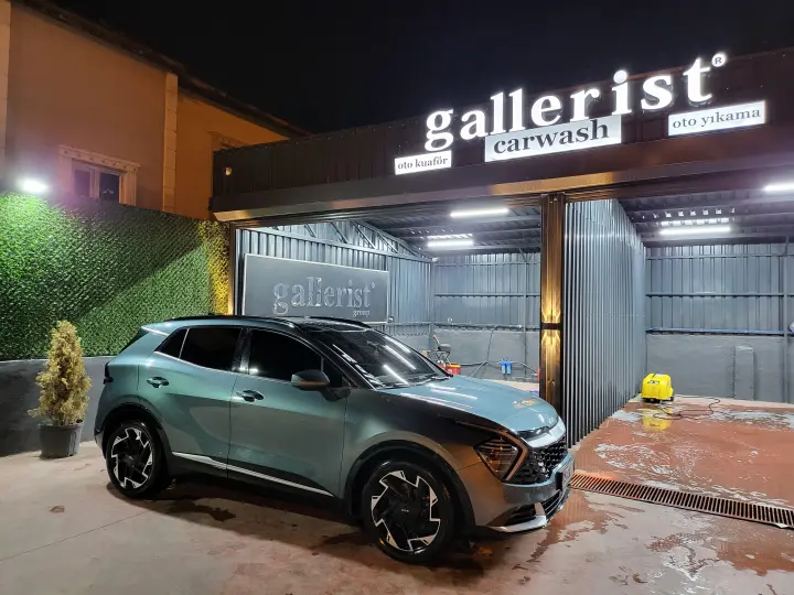 gallerist Carwash