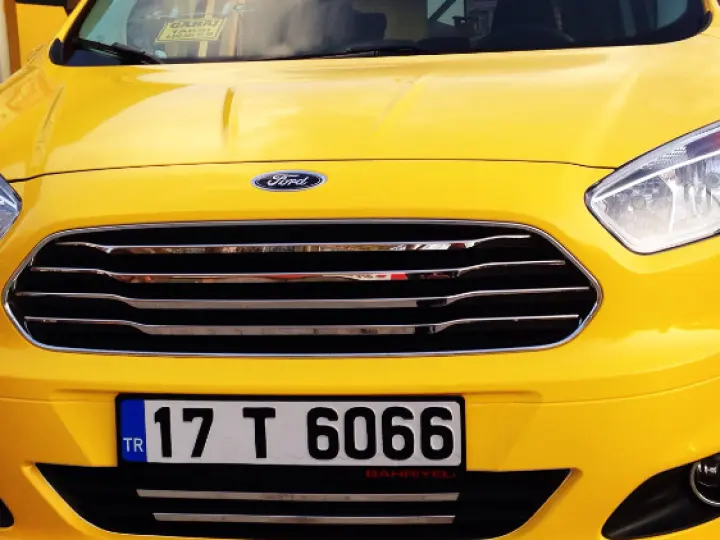 Garaj Taksi 17 T 6066