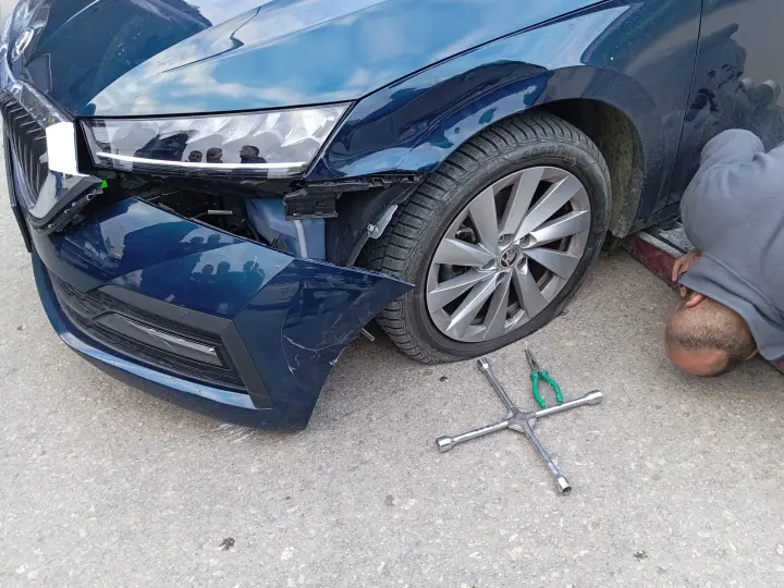 Garanti plastik tampon tamiri far ayna tamir kaporta fırın boya KASKO VE TRAFIK Sigortası Karakuş oto