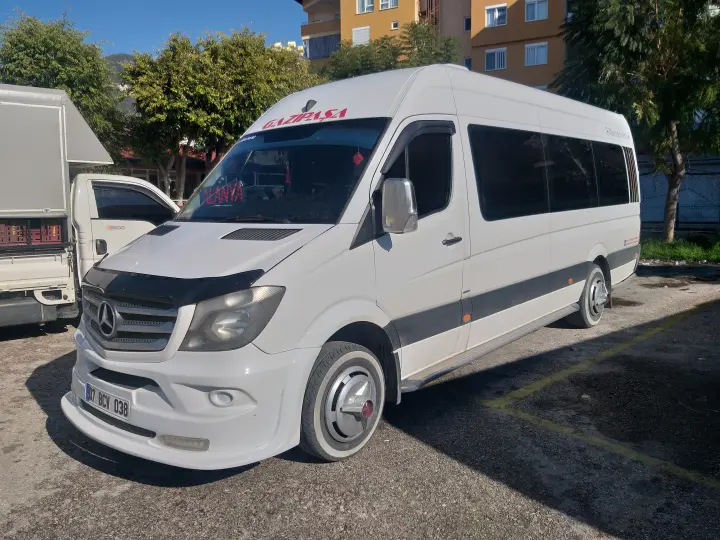 Gazipaşa Minibüs Durağı