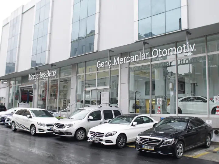 Genç Mercanlar Otomotiv Mercedes-Benz Yetkili Servisi