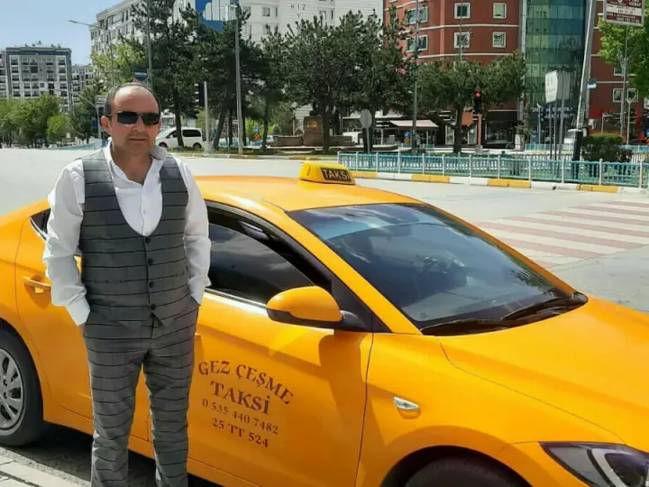 Gez Çeşme Taksi Durağı