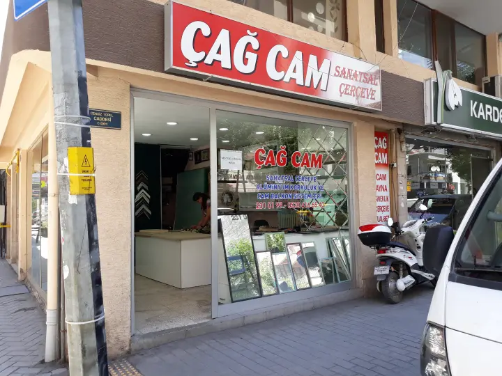 Gökçe Cam