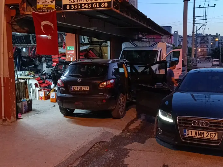 Gülal Oto Tami̇r & Bakim Atölyesi̇