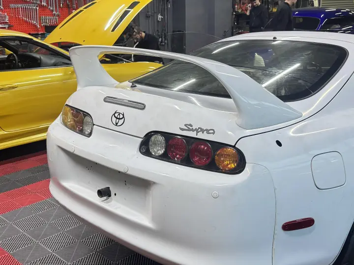 Güldüz Oto Döşeme Ve Sunroof Tamiri