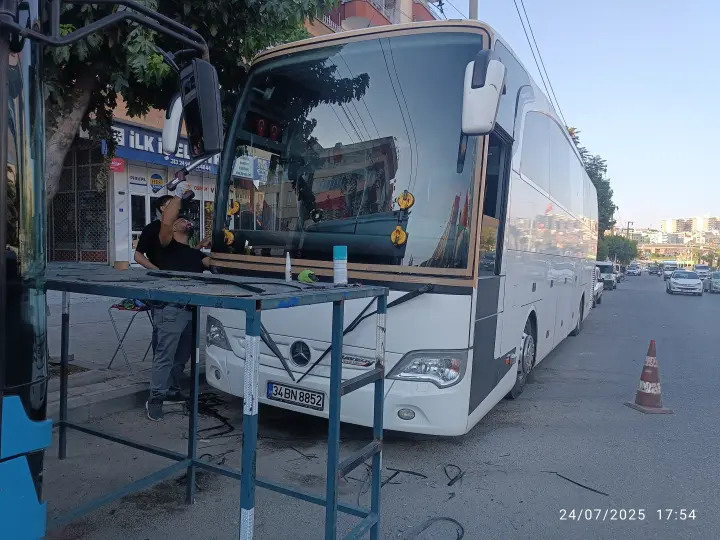 Güney Oto cam